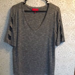 Grey bling v neck shirt with peep hole med sleeves